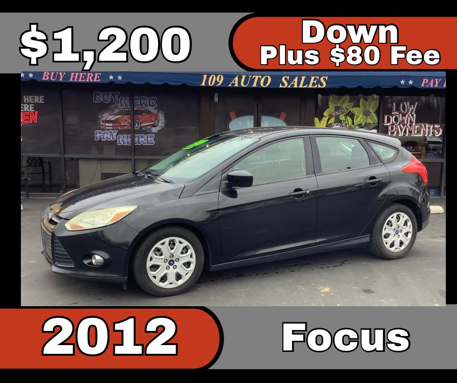 2012 Ford Focus SE's photo